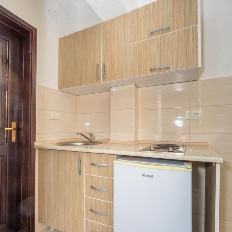 Apartments Sara - Studio - 20