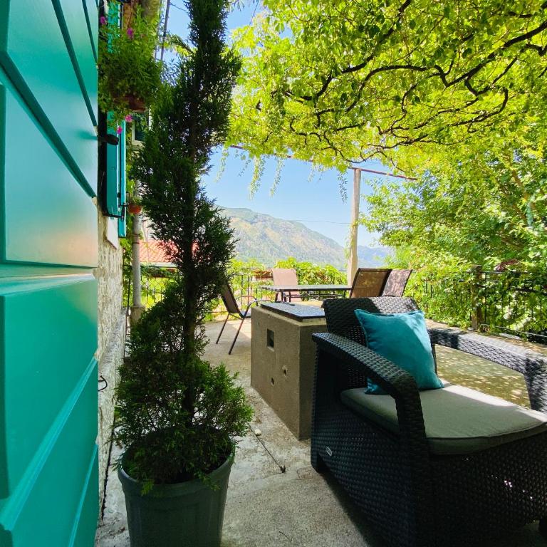 A 100 Years Old Rustic Mediterranean stone house with large terrace - Two-Bedroom Apartment - 6