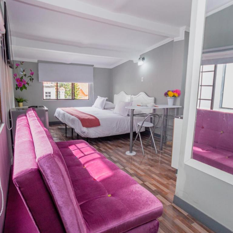 ApartaSuites & Hotel Bogota Suamox - Estudio con sofá cama - 7