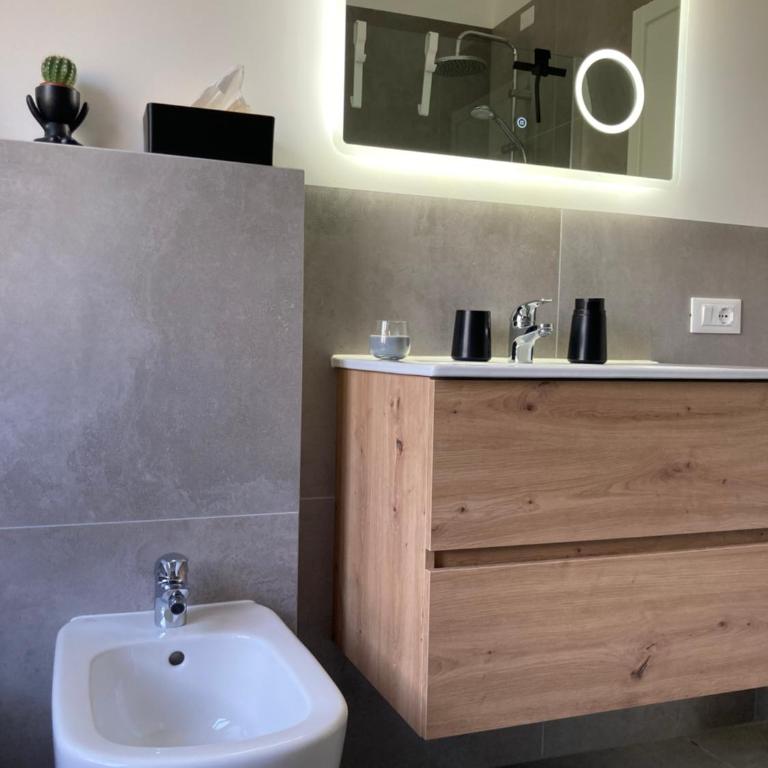 Outdooredo Garda Apartment - Appartamento con 3 Camere da Letto - 44