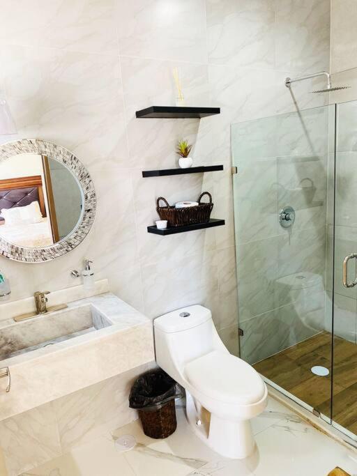 HERMOSO DEPARTAMENTO A UNOS PASOS DE LA PLAYA - Three-Bedroom Apartment - 13