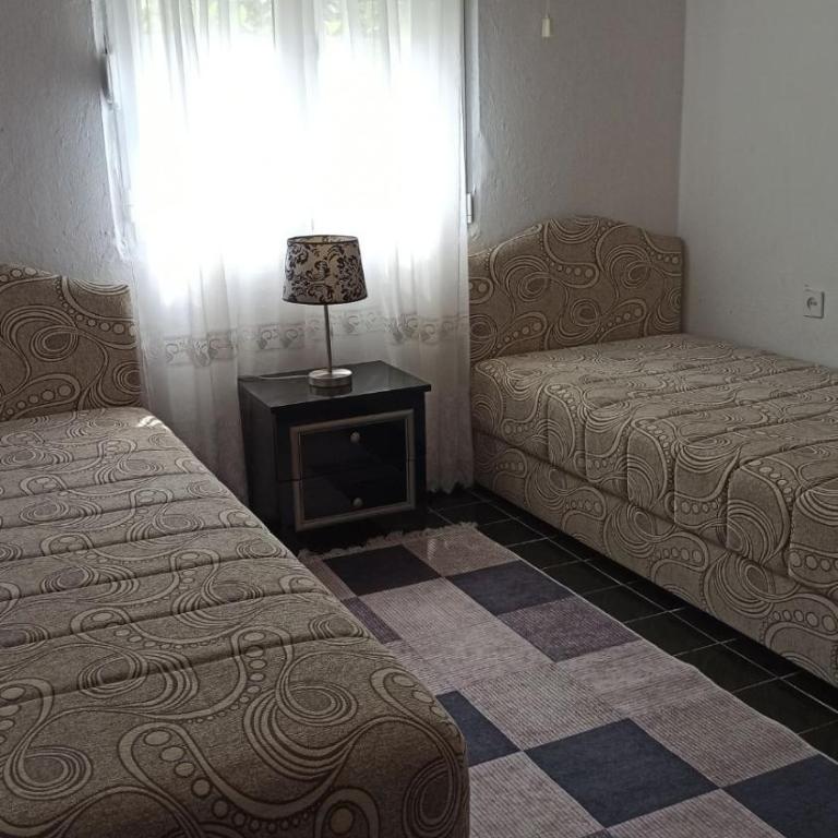 Lemon Tree - Two-Bedroom House - 8