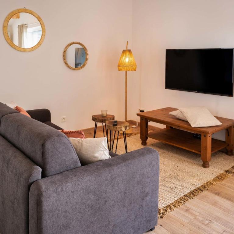 Mamita1"Apartment delight of the pines"spacious bright T3 62m18mterrace - Apartment - 3