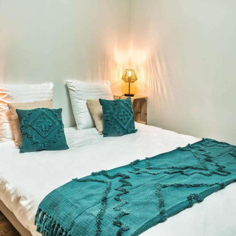 MAMITA 2 beautiful spacious and bright apartment T4 74m 18m of terrace - Apartment - 11