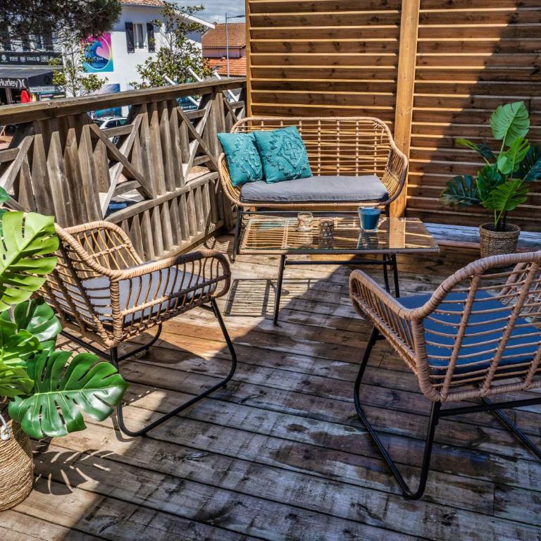 MAMITA 2 beautiful spacious and bright apartment T4 74m 18m of terrace - Apartment - 10
