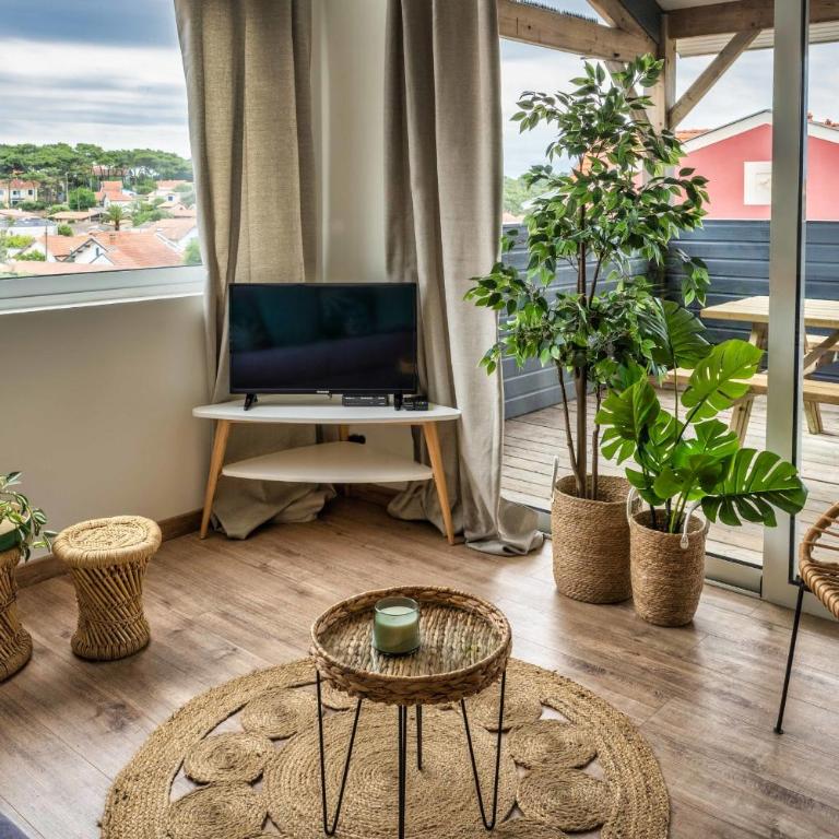 Mamita 4 "wooded stopover apartment" T2 47m terrace 24m - Apartment - 2