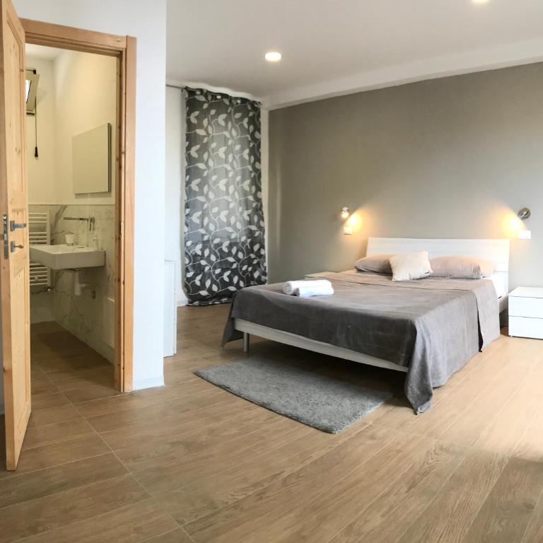 VILLA ZEN TAORMINA - Camera Matrimoniale/Doppia con Letti Singoli con Vista Mare - 19