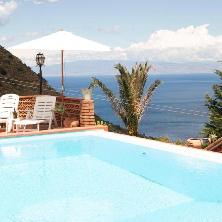 VILLA ZEN TAORMINA - Camera Matrimoniale/Doppia con Letti Singoli con Vista Mare - 15