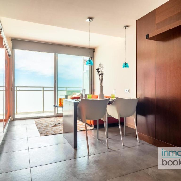 Sun Beach MariPaz, frontal al mar y parking - Estudio Doble Deluxe - 7