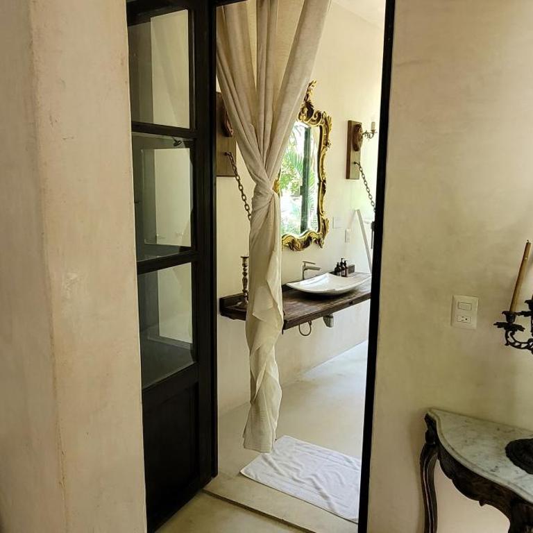 Casa Ambar Hotel & Boutique - Party Side Tulum - Habitación Deluxe con cama extragrande, terraza y vistas a la selva - 14