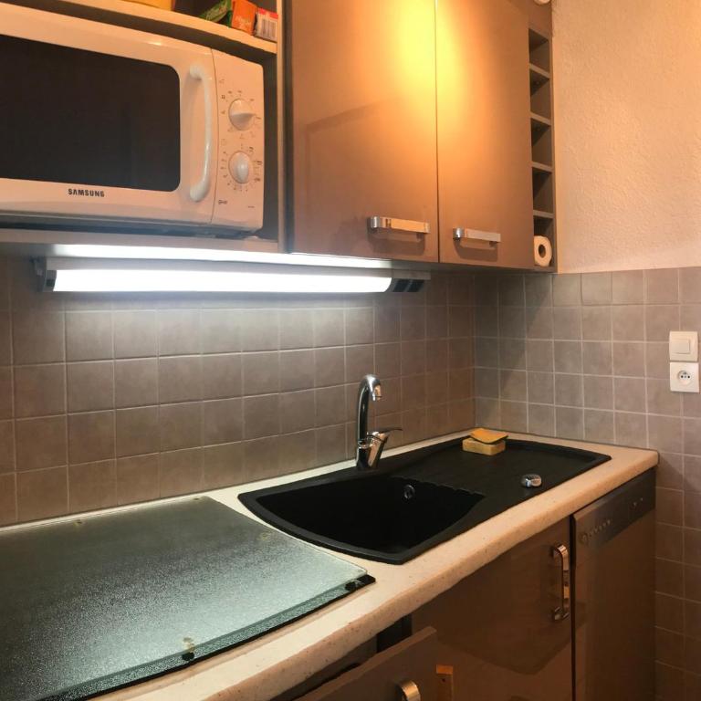 Appartement rénové au pied des pistes avec accès piscine - Appartement 1 Chambre - 5