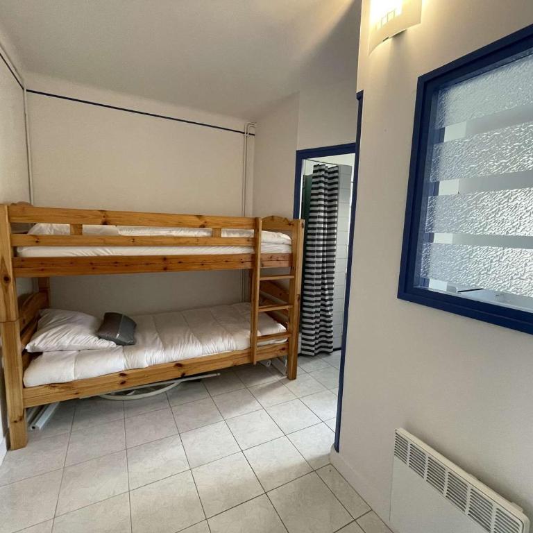 Appartement Moderne 2 Pièces + Cabine, Terrasse, Proche Plage – Saint-Jean-de-Monts - FR-1-224C-204 - Apartment - 8