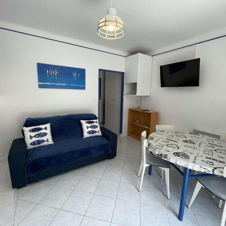Appartement Moderne 2 Pièces + Cabine, Terrasse, Proche Plage – Saint-Jean-de-Monts - FR-1-224C-204 - Apartment - 10