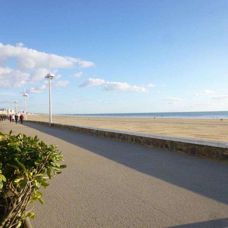 Appartement Moderne 2 Pièces + Cabine, Terrasse, Proche Plage – Saint-Jean-de-Monts - FR-1-224C-204 - Apartment - 15