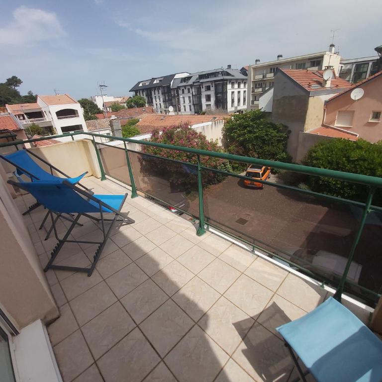 Centre, Grand T2 balcon Pkg, plage gare 600m, Trés calme - One-Bedroom Apartment - 2