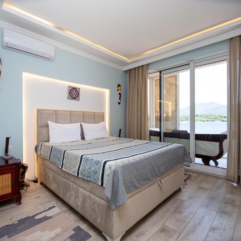 Aquamarine House - Villa - Beach Front - 3