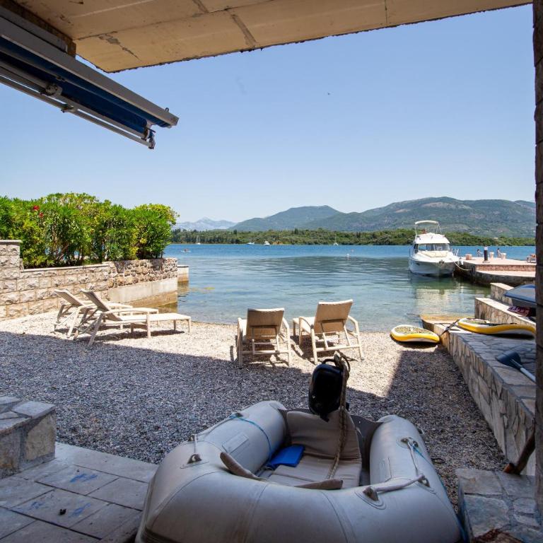 Aquamarine House - Villa - Beach Front - 43