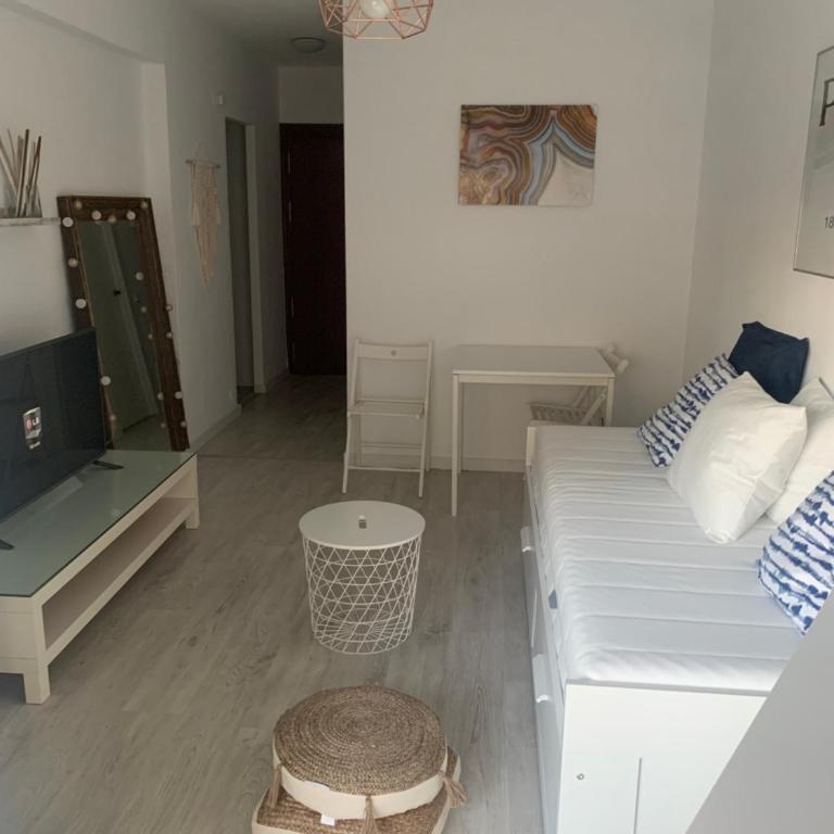 Acogedor estudio en primera línea de playa - One-Bedroom Apartment - 2