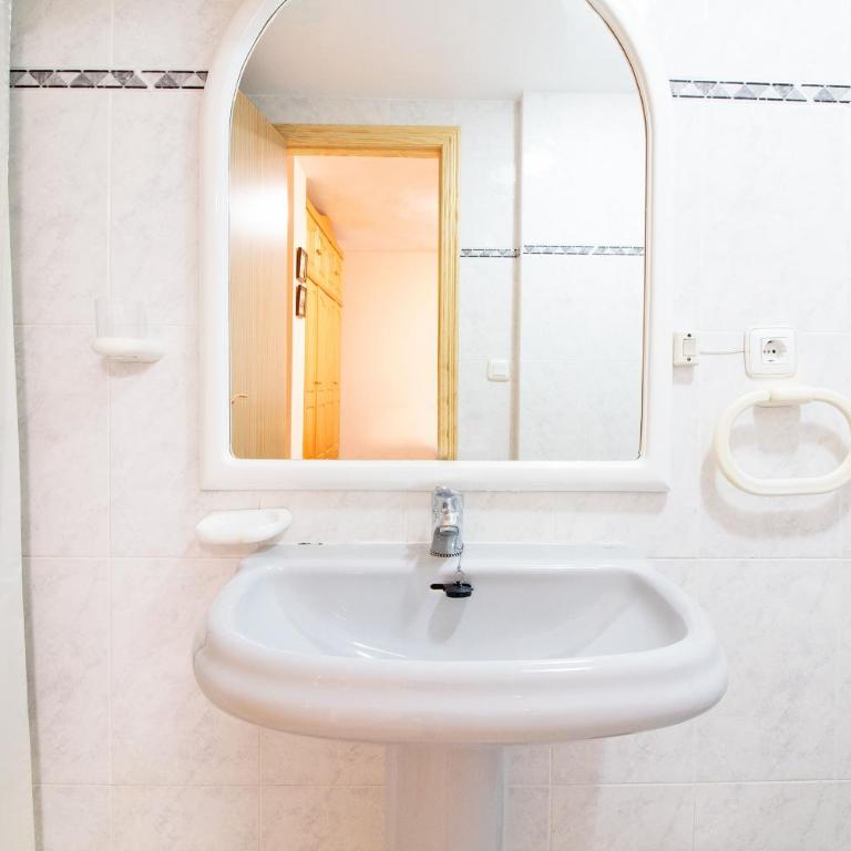 Global Vacacional, Apartamento con piscina en Residencial Brezo - Appartamento con Vista Piscina - 23