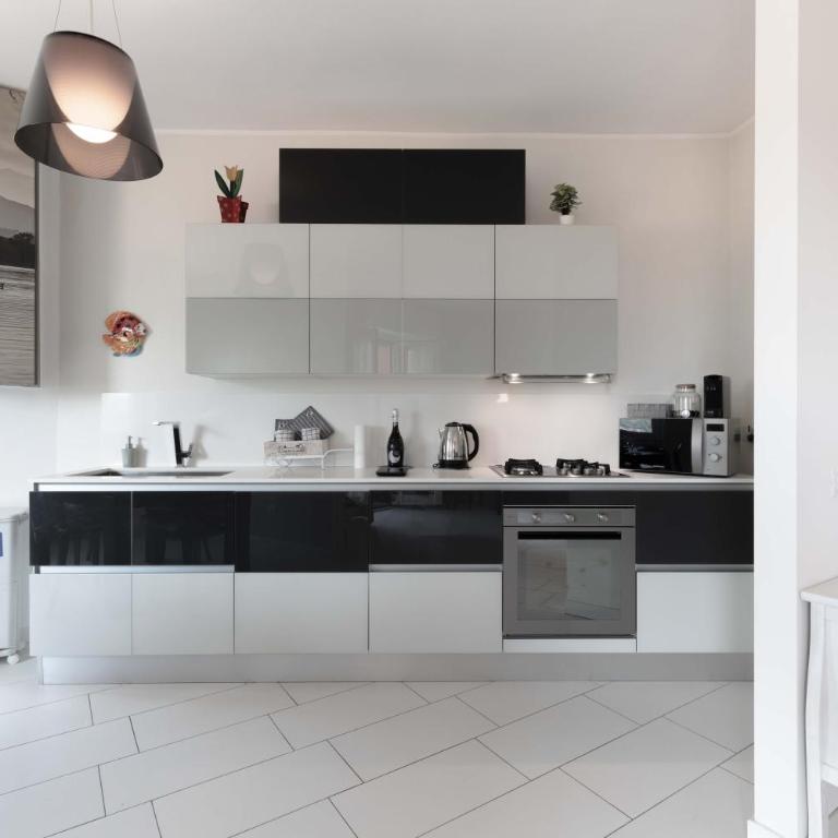 TERRAZZA SUL LAGO - Open Space e Netflix - Two-Bedroom Apartment - 19