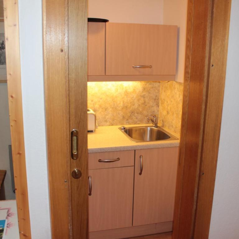 Edelweiss "Hotel & Restaurant" - Standard Apartment - 5