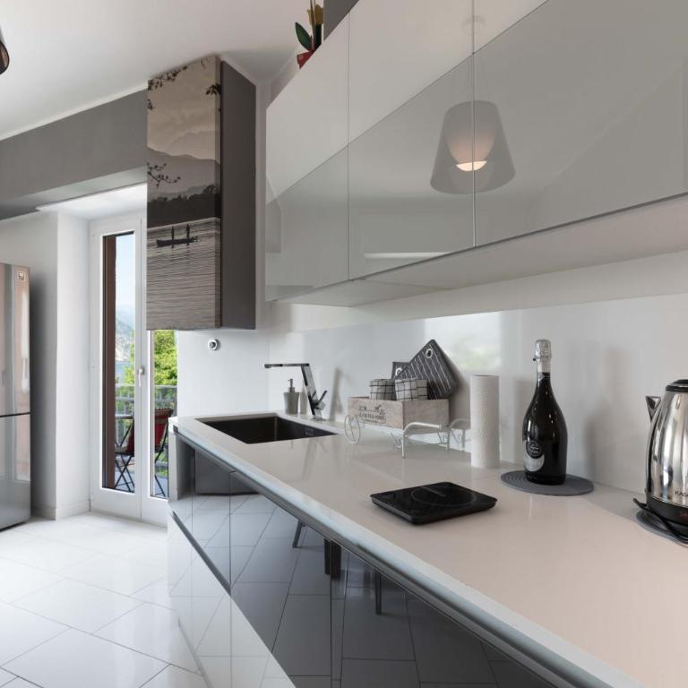 TERRAZZA SUL LAGO - Open Space e Netflix - Two-Bedroom Apartment - 21