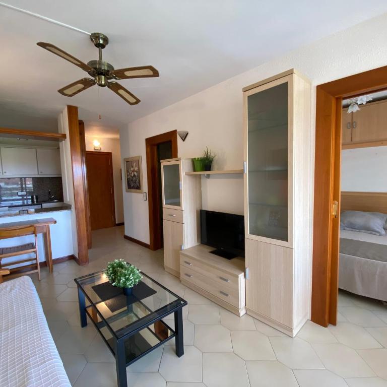 Apartamento con piscina en 1ª línea de playa en Salou - Apartamento de 2 dormitorios - 2