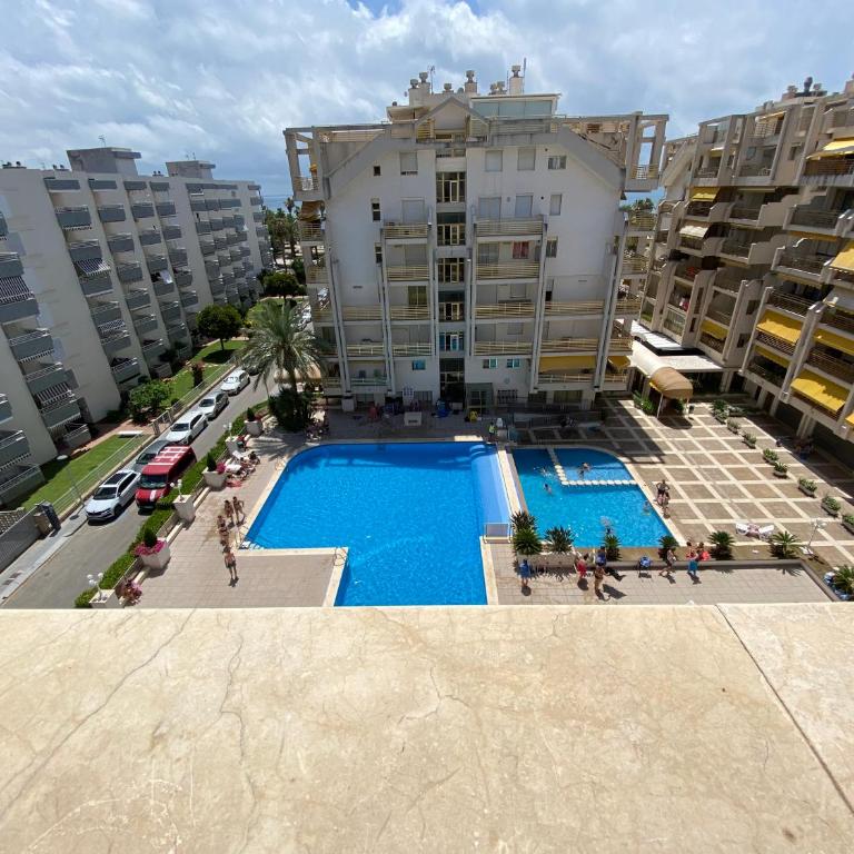 Apartamento con piscina en 1ª línea de playa en Salou - Apartamento de 2 dormitorios - 14