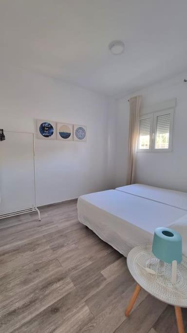 Apartamento privado con jardin, piscina elevada y bbq - Two-Bedroom House - 14