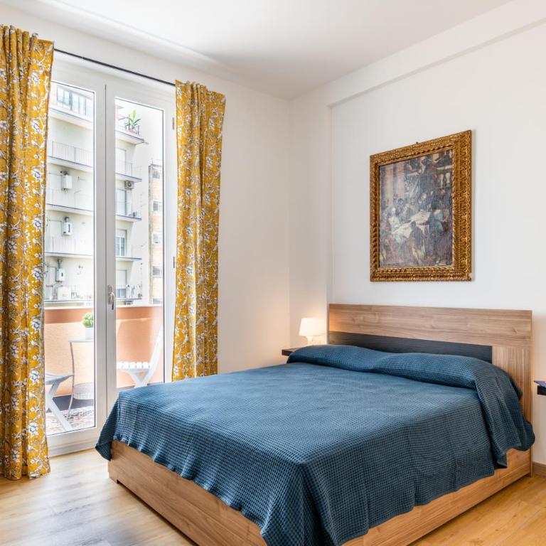 Aurora Rooms - Double Room with Balcony - 2