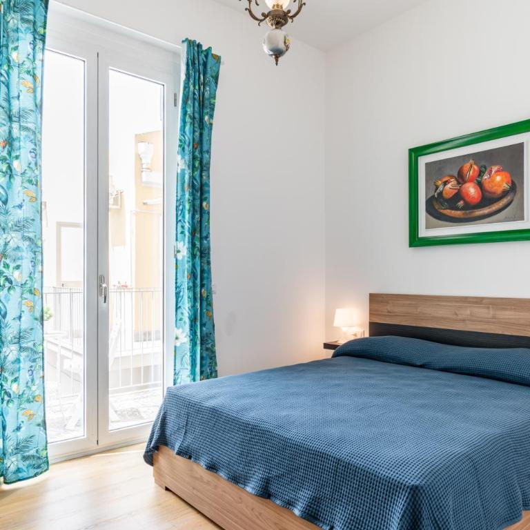 Aurora Rooms - Double Room with Balcony - 2