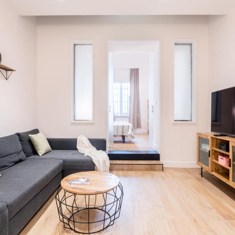 SevilleBnB Group- Santa Barbara Central Suites, Sevilla center - Apartamento - 1