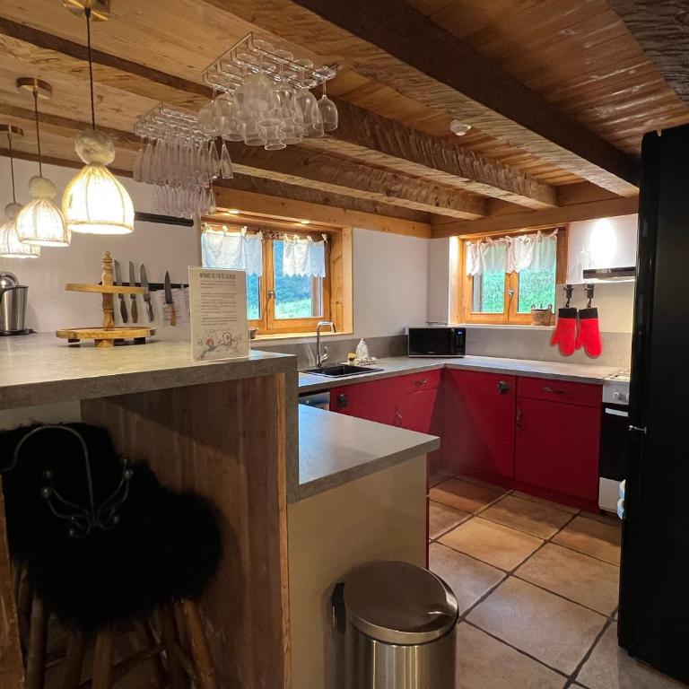 Chalet La Grange à Germaine - Propriétés Mont Amour - Chalet 5 Chambres - 38