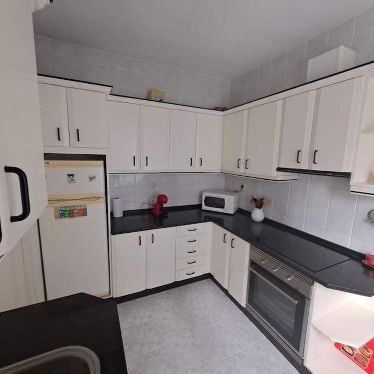 Casa céntrica. A Coruña a 200m de la playa Riazor - Casa de 4 dormitorios - 6