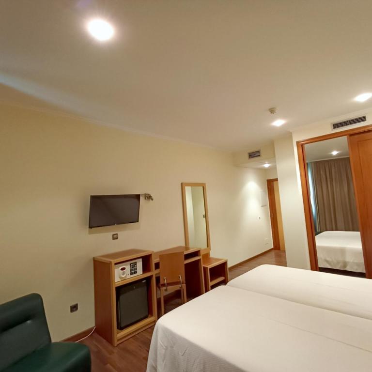 Hotel Galaico - Habitación Doble Superior - 1 o 2 camas - 2