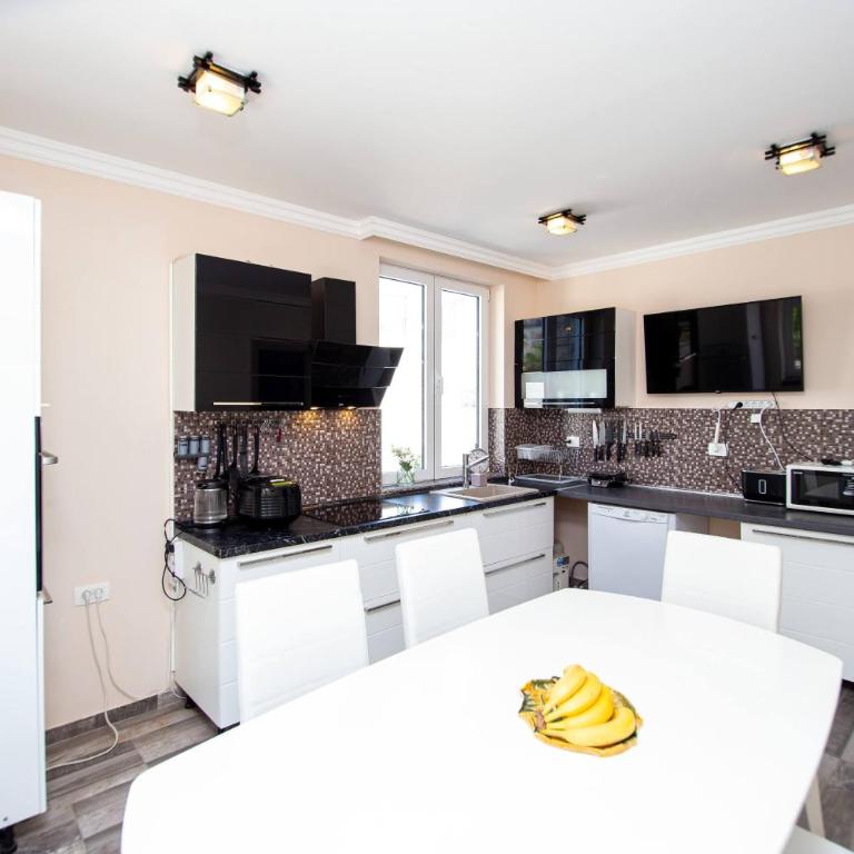 Aquamarine House - Villa - Beach Front - 37