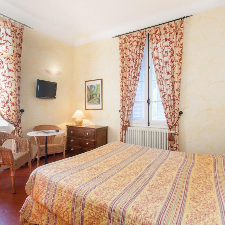 Hotel Villa Provencale - Chambre Familiale avec Terrasse - 2