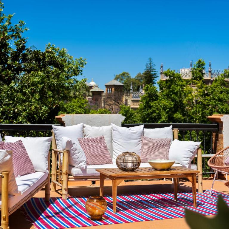 Villa Alfonso, Restored Palace House with gardens and Monuments Views - Villa - 1