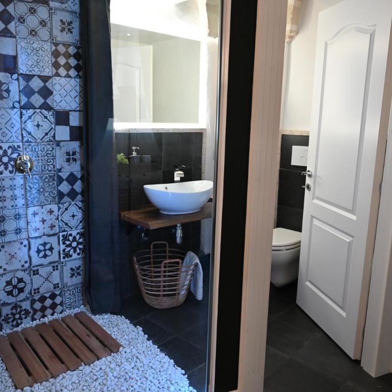 Poesìa - King Suite with Spa Bath - 21
