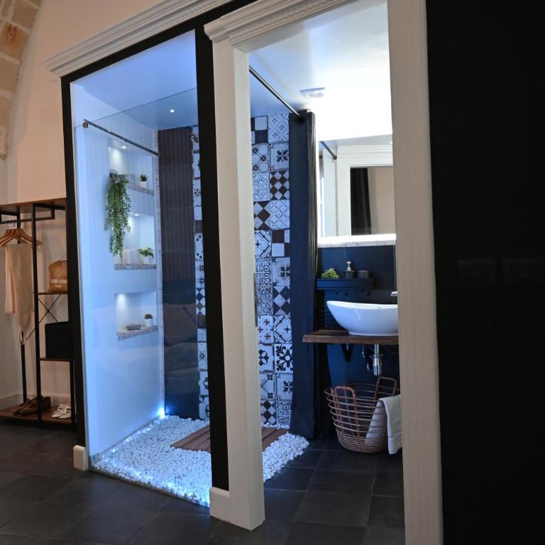 Poesìa - King Suite with Spa Bath - 25