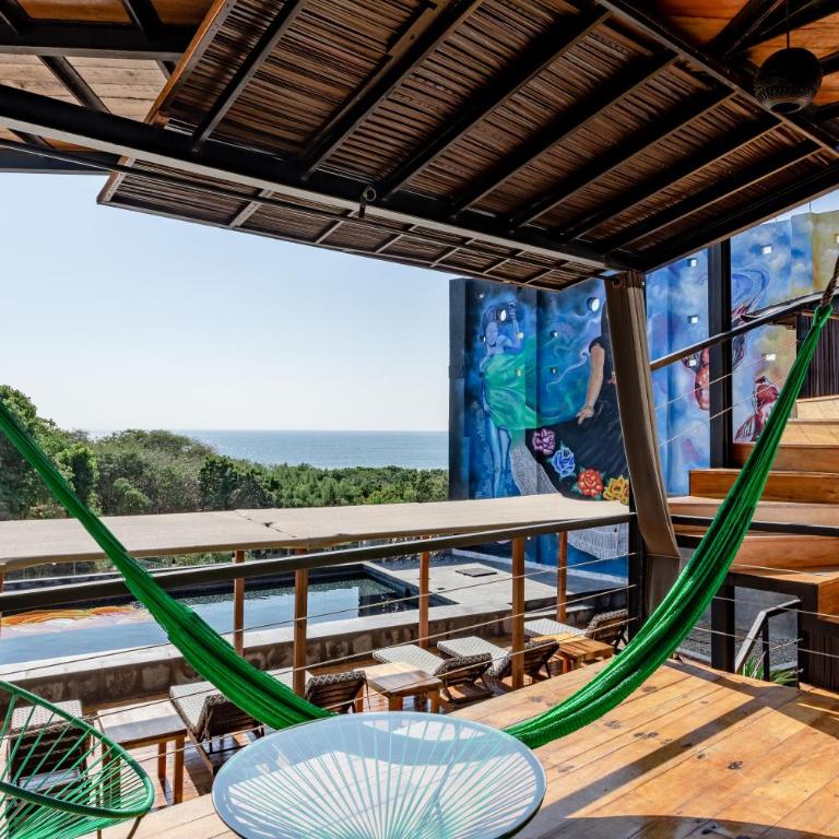 Cabane Container Hotel - ADULTS ONLY - Habitación con cama extragrande y vistas al mar - 8