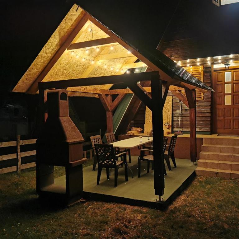 High Haven Durmitor - Two-Bedroom Chalet - 23