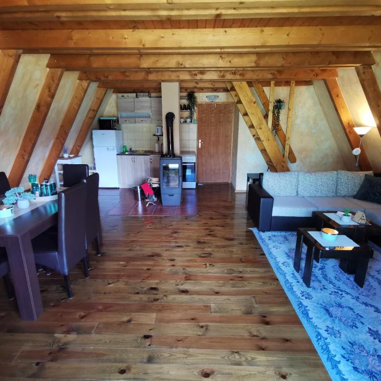 High Haven Durmitor - Two-Bedroom Chalet - 8