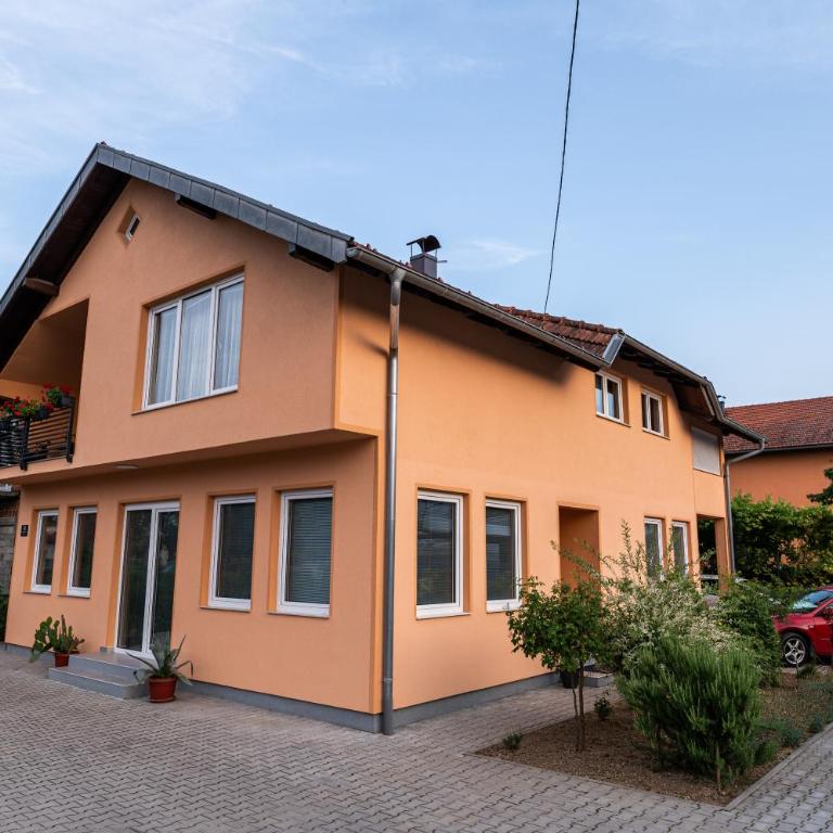 Beautiful modern apartment with large livingroom - Two-Bedroom Apartment - 19