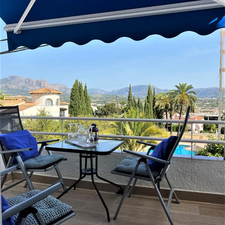 Vista Bahia II Apartments- top floor with balcony views & ground floor with garden and BBQ - Apartment with Sea View - 2