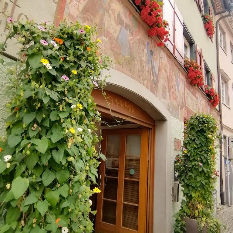 B&B Ferienwohnung in bester Lage - Apartment mit 2 Schlafzimmern - 2