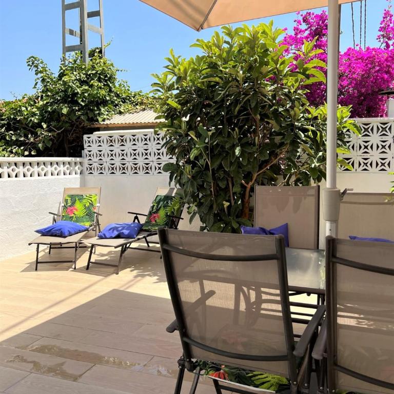 Vista Bahia II Apartments- top floor with balcony views & ground floor with garden and BBQ - Apartment - Ground Floor - 12