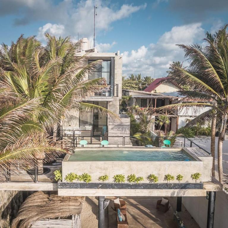 Rocky Villa in Tulum beach walking distance to papaya project! - Casa de 7 dormitorios - 7