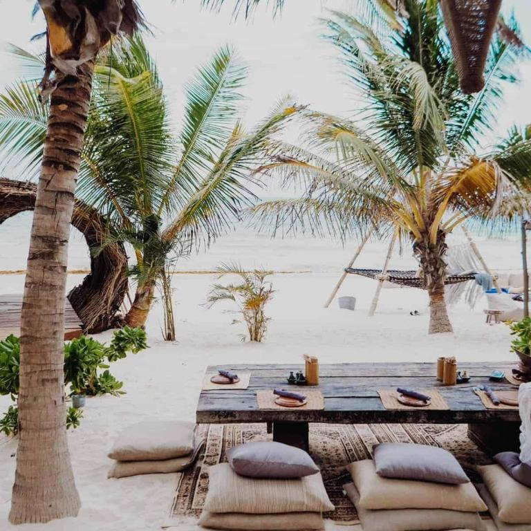Rocky Villa in Tulum beach walking distance to papaya project! - Casa de 7 dormitorios - 8