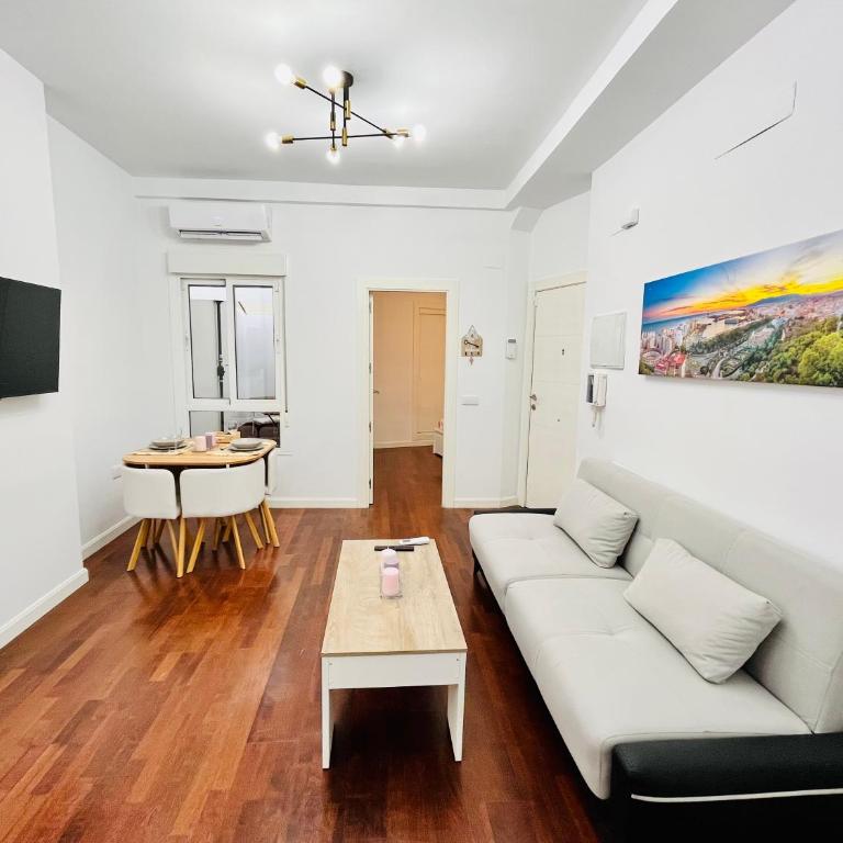 Marinac3 Precioso apartamento con patio en el centro histórico de Málaga - Apartamento de 1 dormitorio - 6